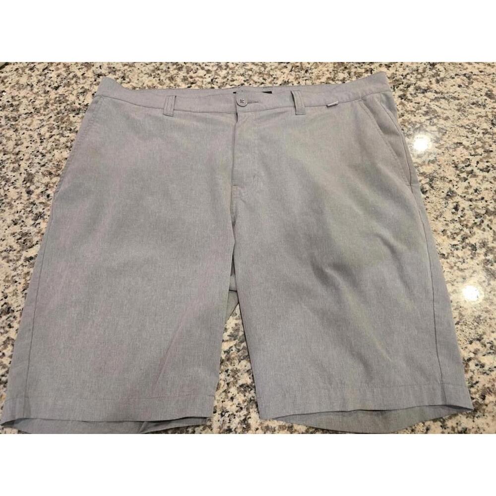Travis Mathew Golf Shorts Mens Size 38